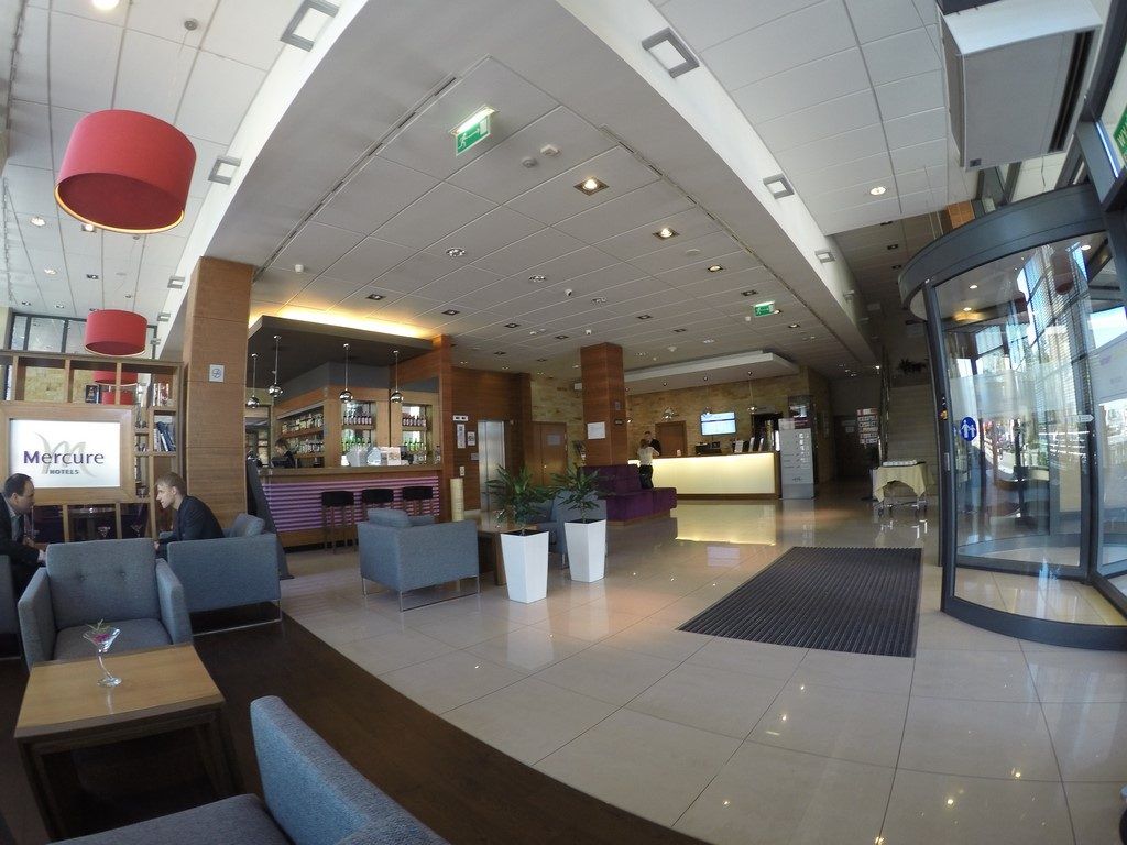 Mercure Airport Warszawa - lobby hotelowe