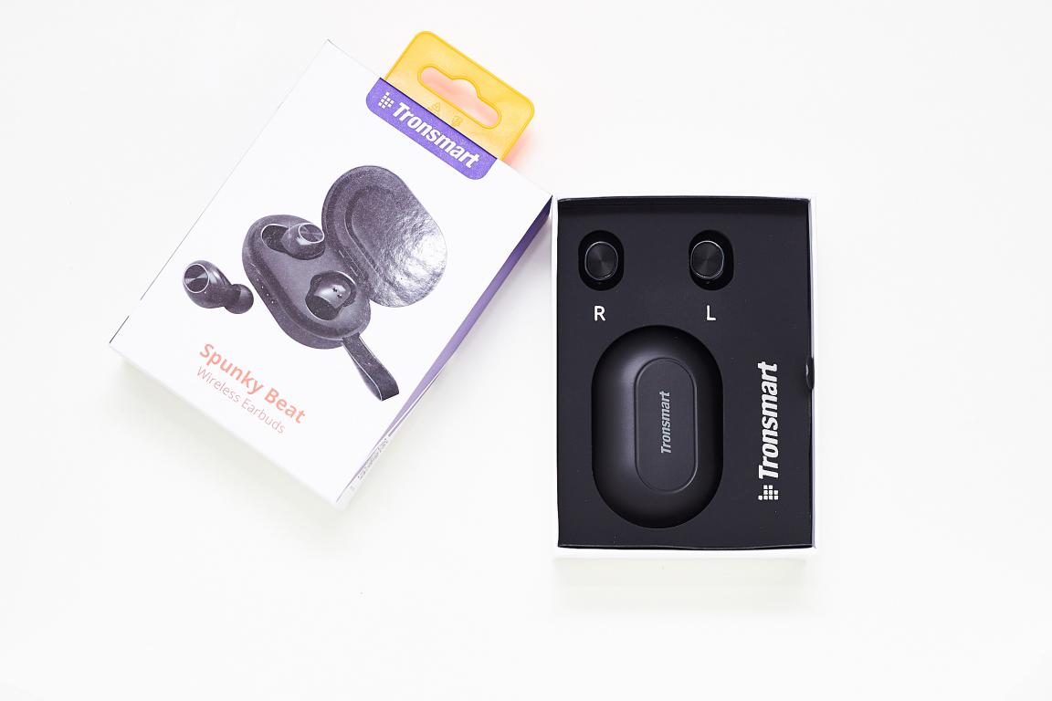 Tronsmart Spunky Beat - recenzja tanich bezprzewodowych słuchawek - pudełko