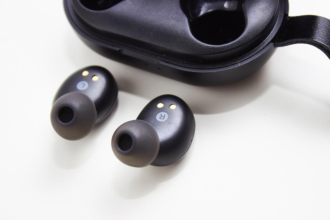Tronsmart Spunky Beat - recenzja tanich bezprzewodowych słuchawek - słuchawki