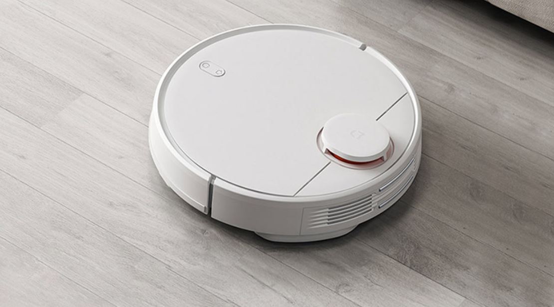 Xiaomi MI Home STYJ02YM Robot Vacuum Cleaner już w europejskiej dystrybucji - wersja biała robota sprzątającego