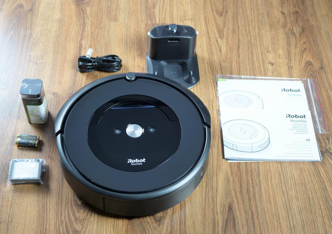 Recenzja iRobot Roomba e5 - zestaw