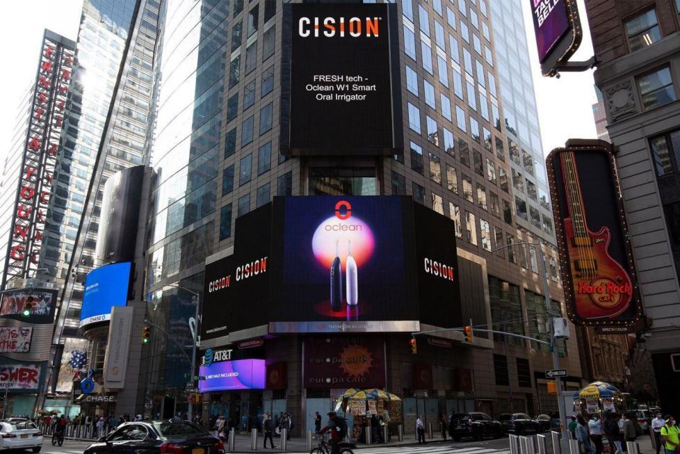 Oclean - reklama na Times Square