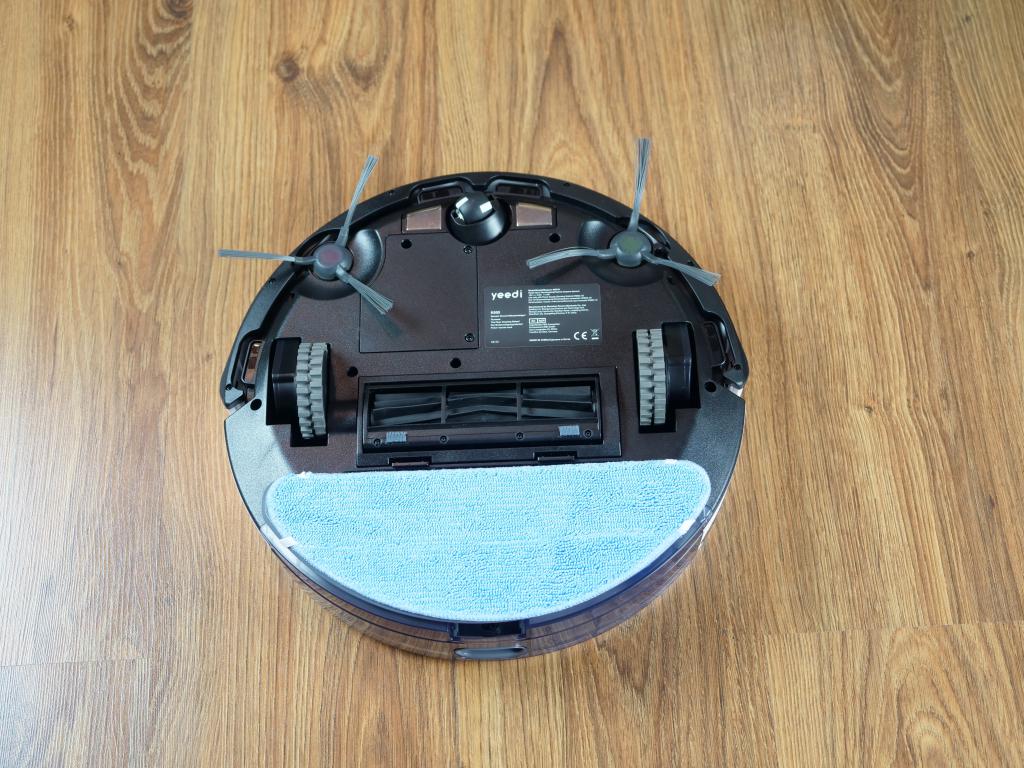 Yeedi K650 - recenzja taniego robota sprzątającego z Aliexpress - spód robota z mopem