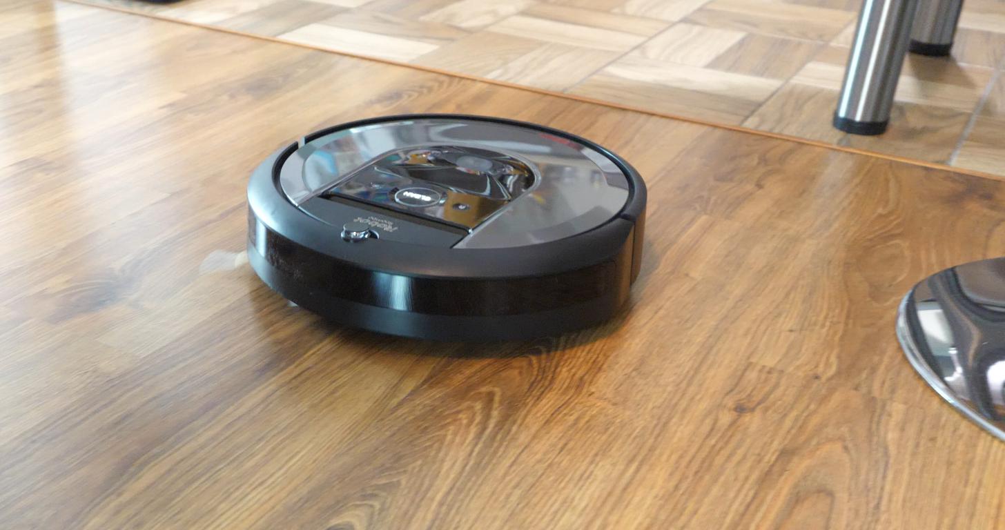 iRobot Roomba i7 - jazda
