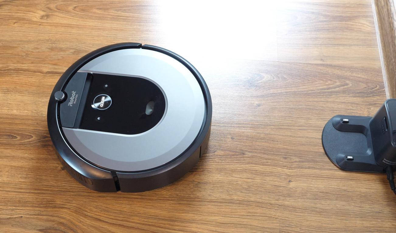 iRobot Roomba i7 - start jazdy