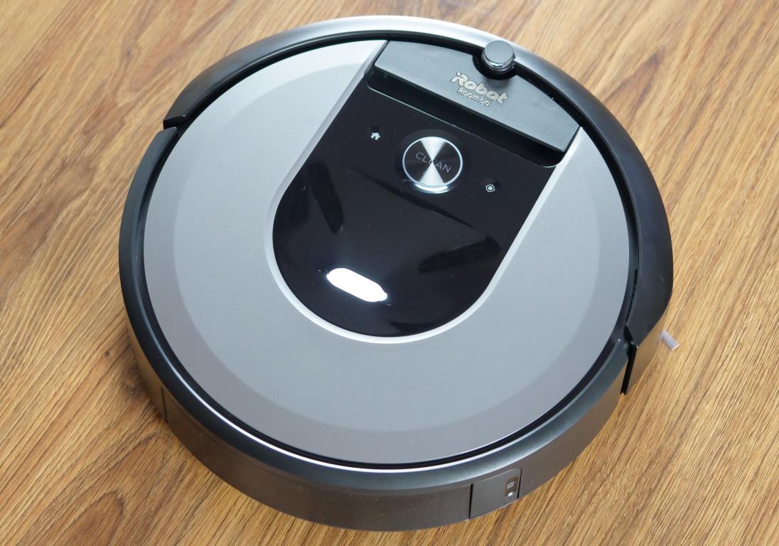 recenzja iRobot Roomba i7 - odkurzacz automatyczny