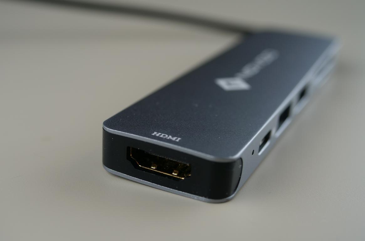 HUB USB-C NOVOO z Aliexpress - świetny sposób na dodatkowe gniazda w laptopie - port HDMI