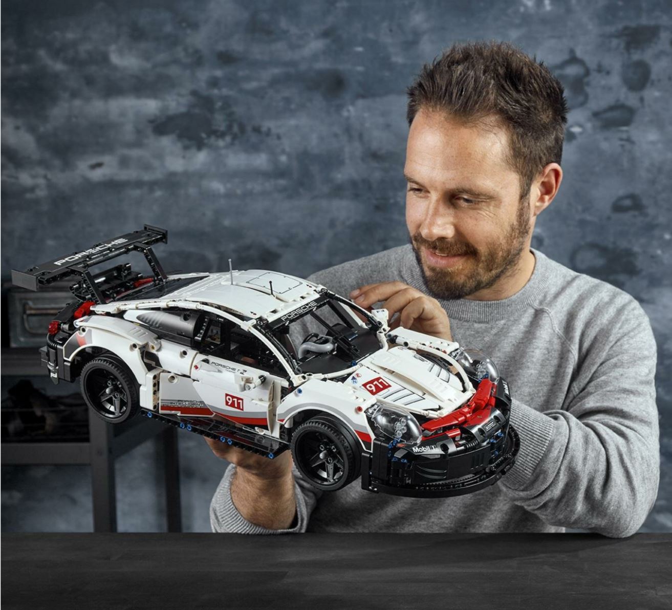 LEGO Technic Porsche 911